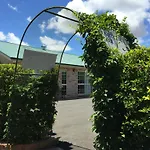 Starlight Motor Inn