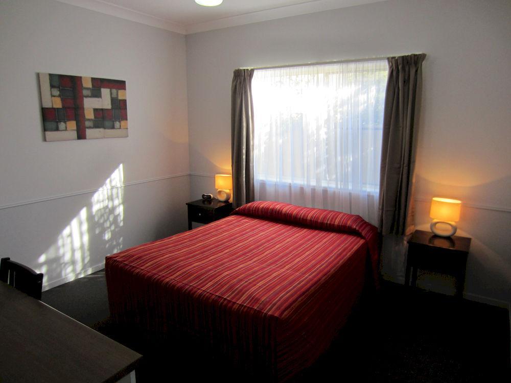 Inland Motor Motel Roma