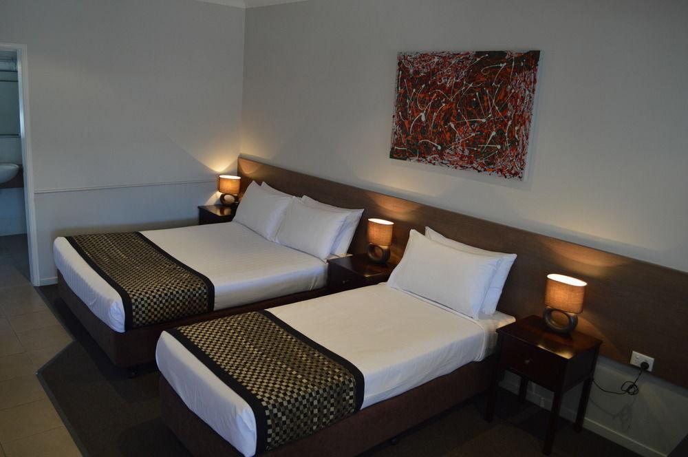Inland Motor Motel Roma