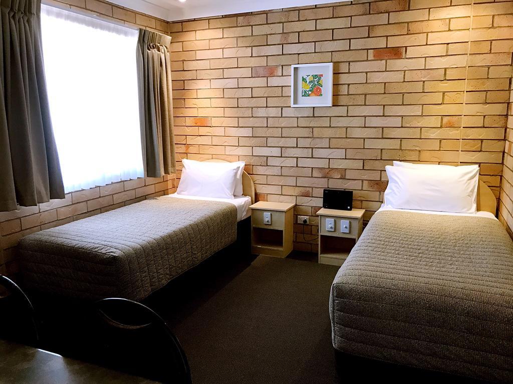 Starlight Motor Hotel