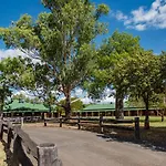 Overlander Homestead Motel