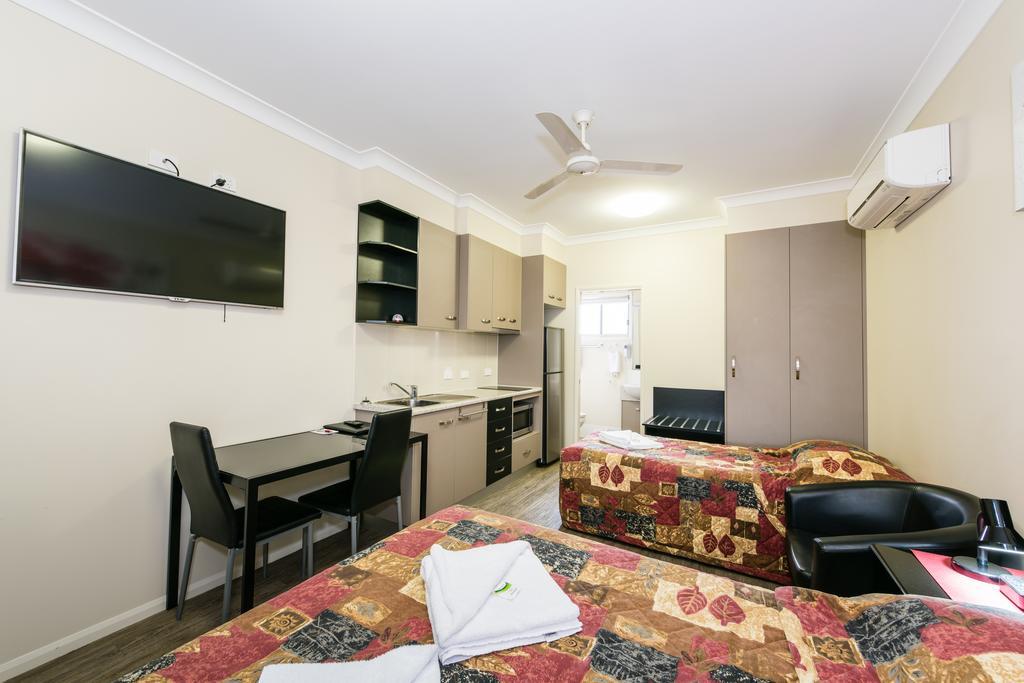 Motel Athena Units 4*