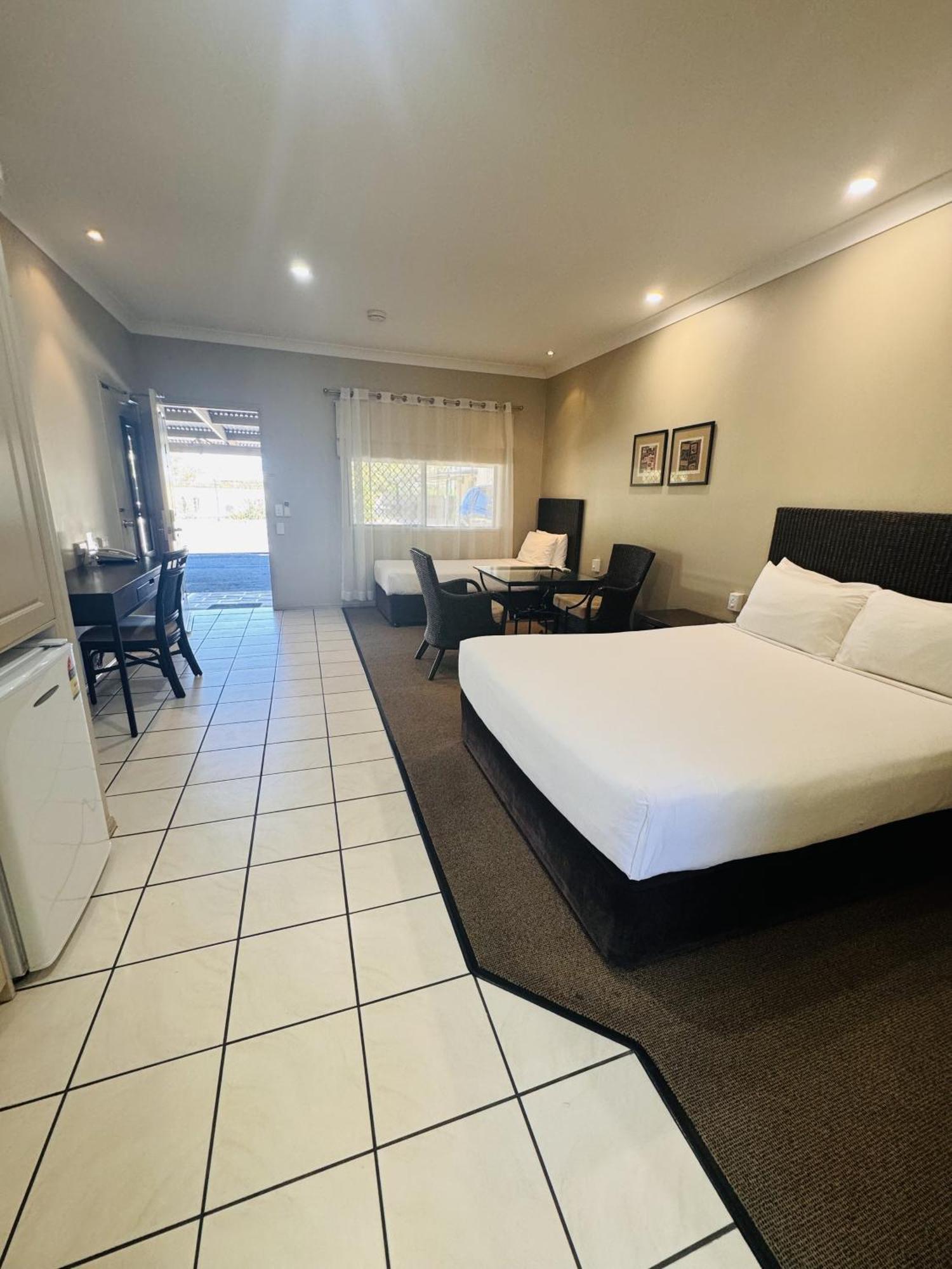 Western Bungil Creek 4* Roma