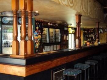 Hotel Queens Arms