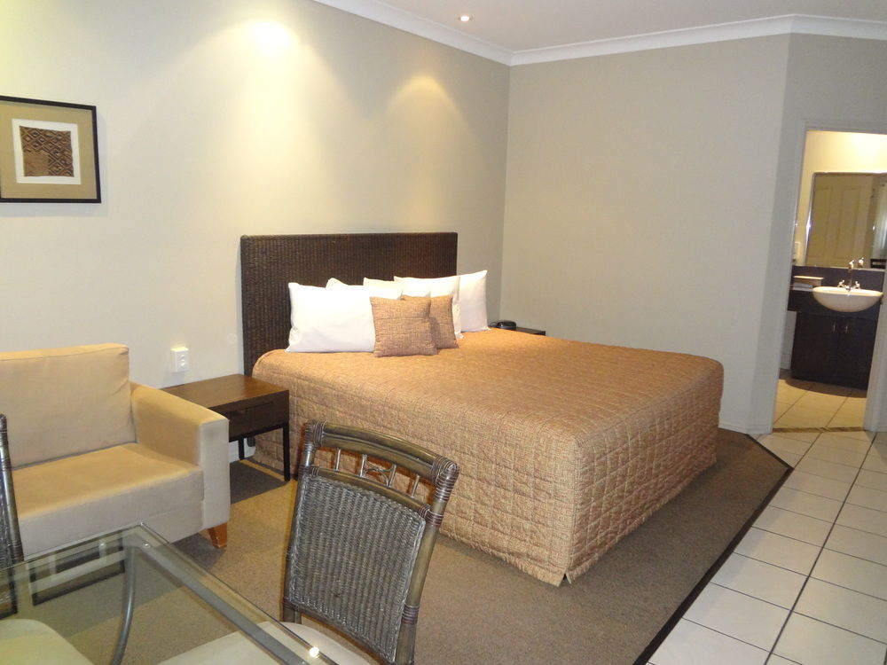 Western Bungil Creek 4*