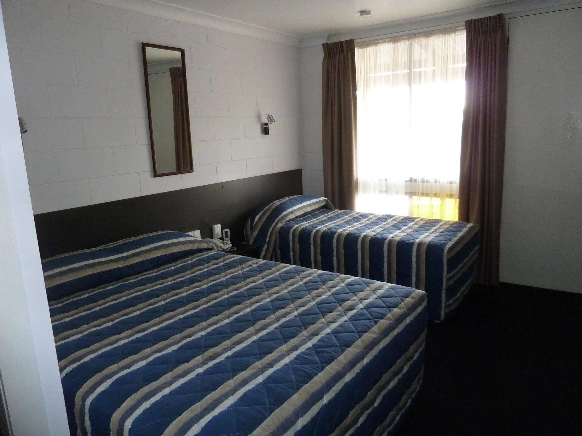 Motel Mandalay 3*